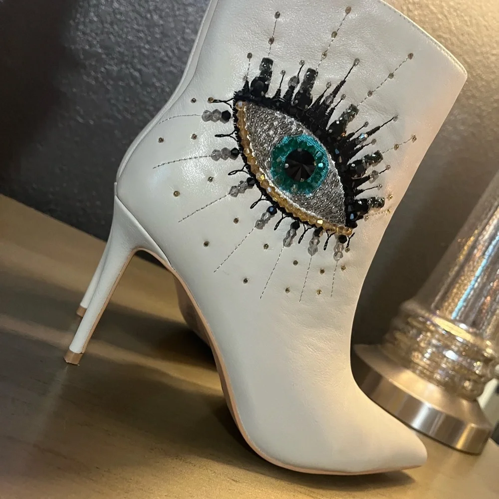 KURT GEIGER stunning boots. Soft leather and in new condition. Bling, Bling!!!! - Picture 10 of 13